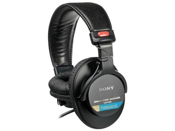 Sony MDR 7506 Closed Headphones