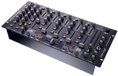 BEHRINGER VMX1000 USB DJ Mixer